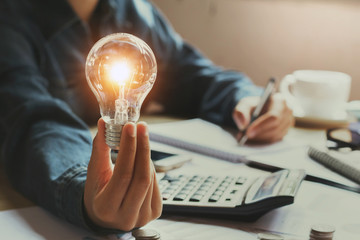 广东宏远球员打一个赛季,他们球员的工资怎么算-都拿多少薪水-