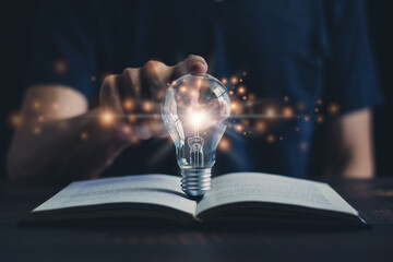 起亚锐欧brake灯亮了是什么原因